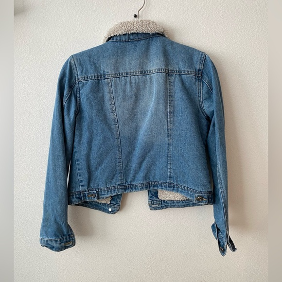 Denim jacket size medium - Picture 4 of 4